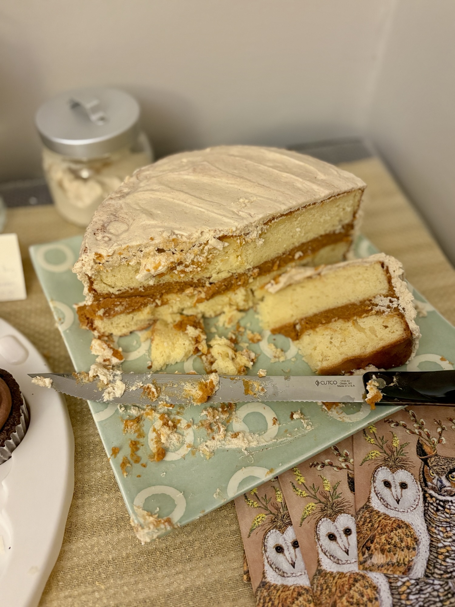 Vanilla Cake With Pumpkin Curd Filling and Burned Butter Cream Cheese Icing